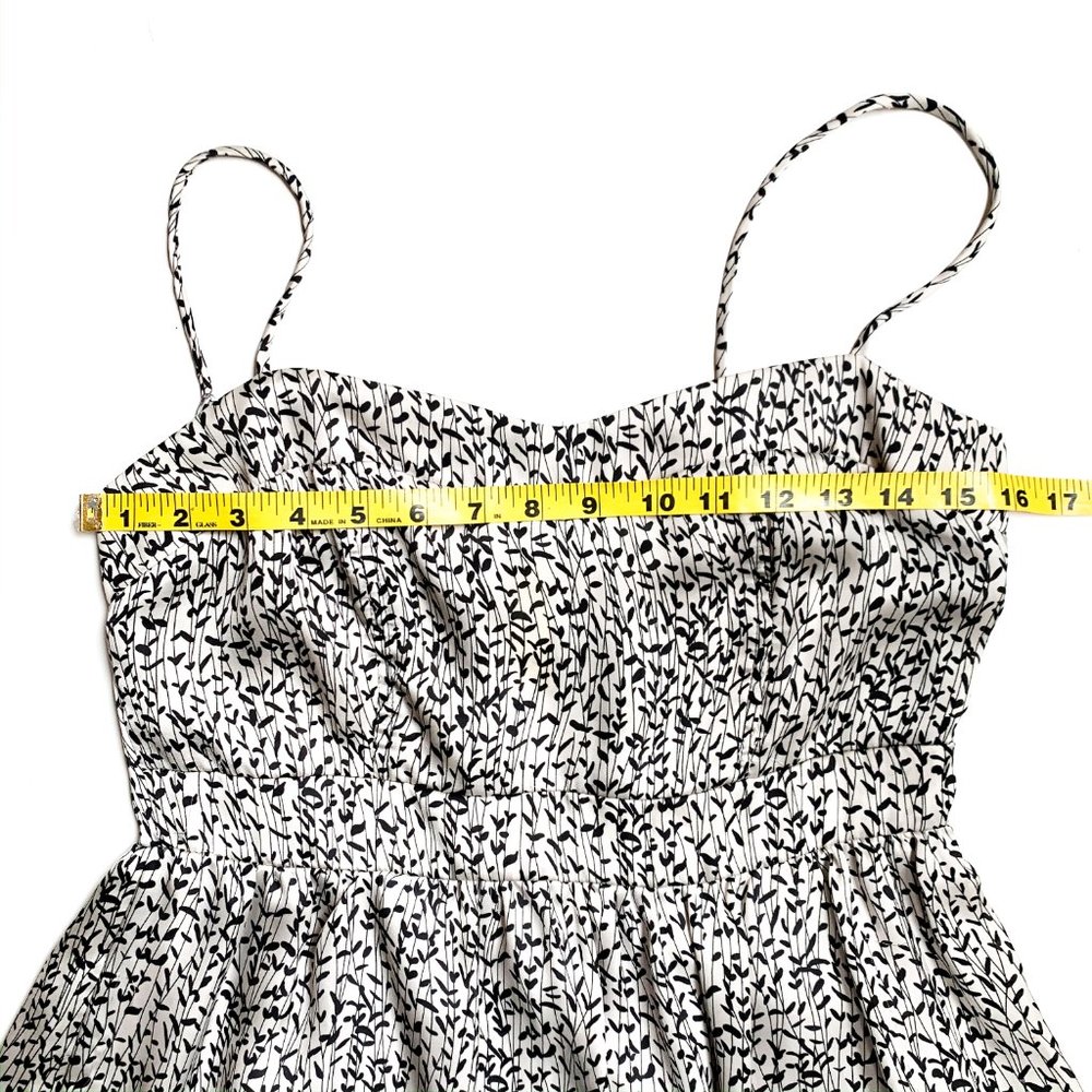 silky dress w/fitted bodice, sweetheart neckline M - Picture 7 of 8